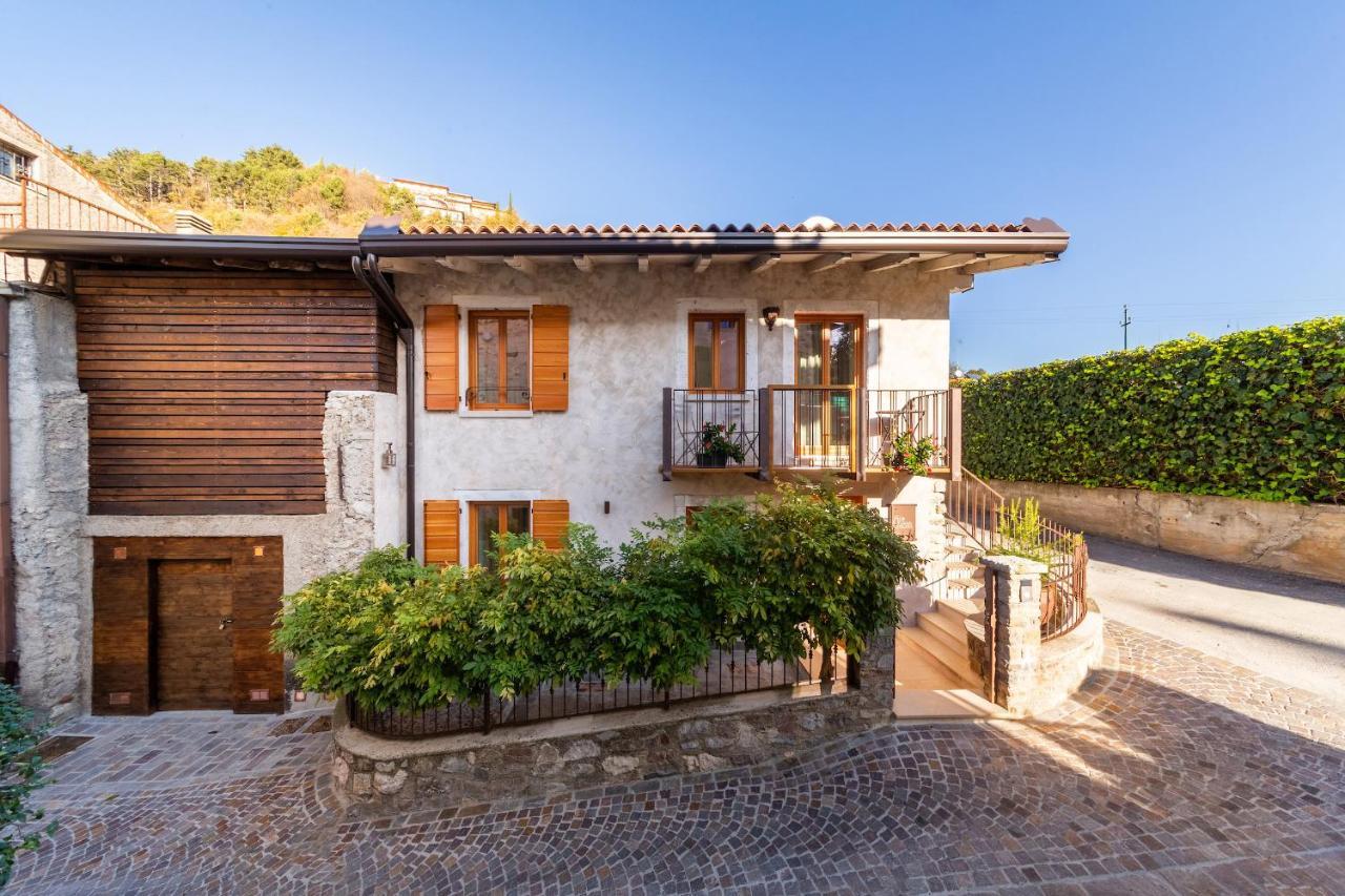 Borgo Cantagallo Casa Olivia 2 Tremosine Bagian luar foto